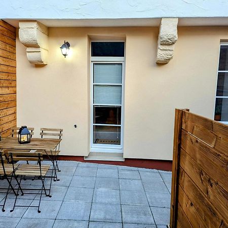 Gemuetliche Oase Im Denkmal Apartamento Bonnigheim Exterior foto